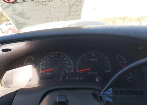 1999 Ford Expedition Eddie Bauer/Xlt from USA, damaged, VIN 1FMRU17L3XLC00117